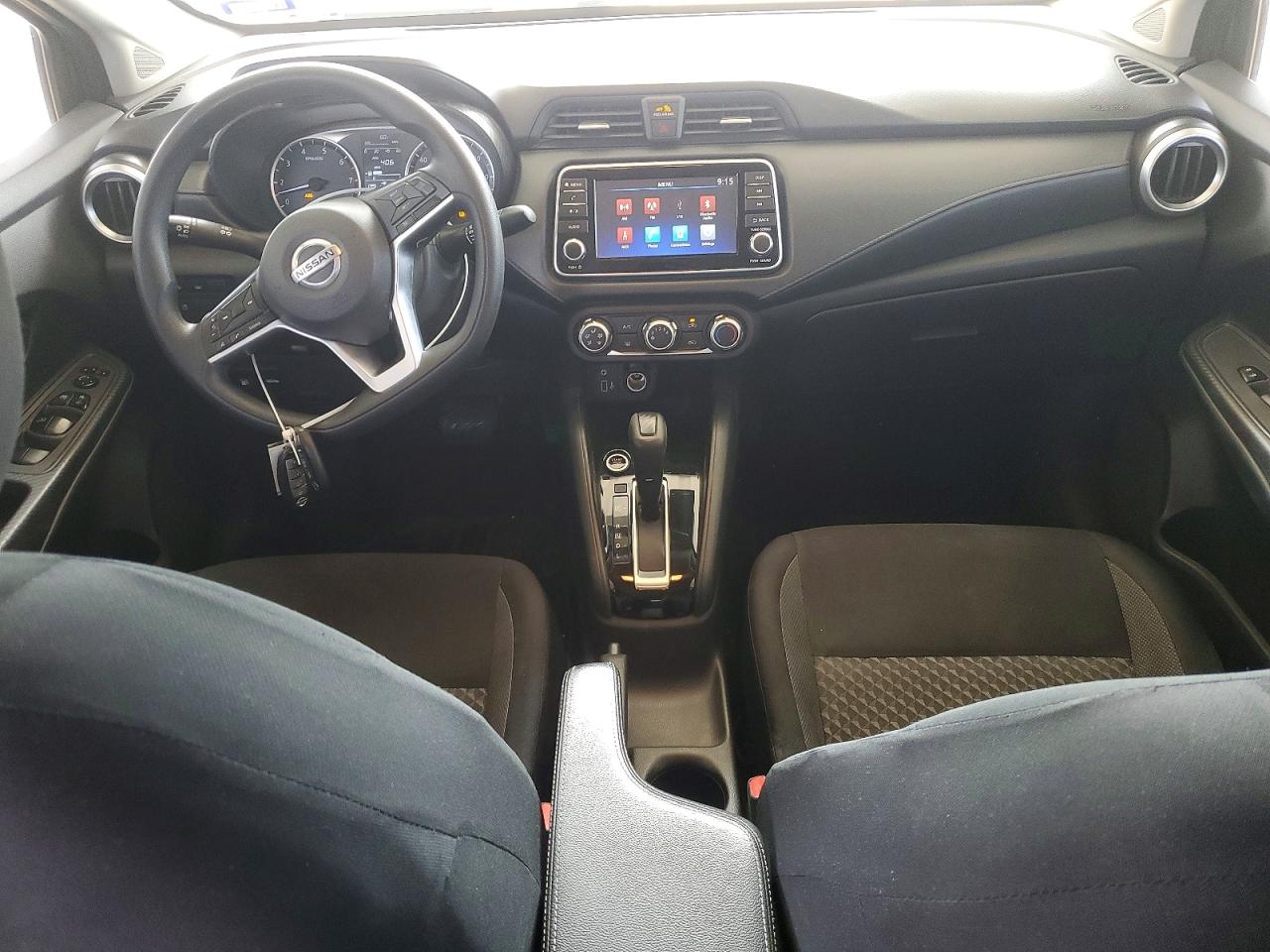 Nissan Versa S