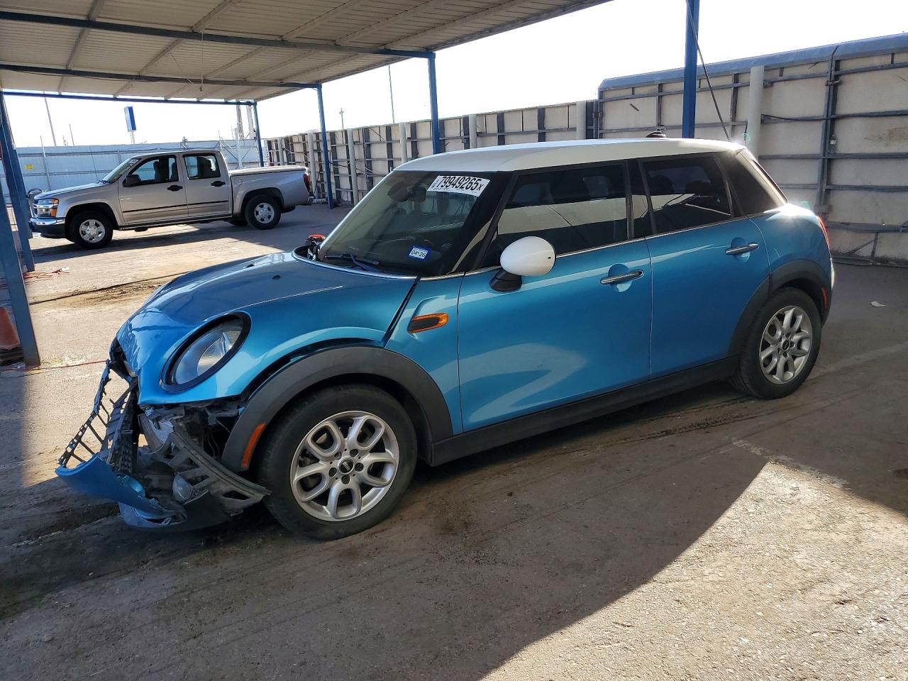 Salvage MINI Cooper Image