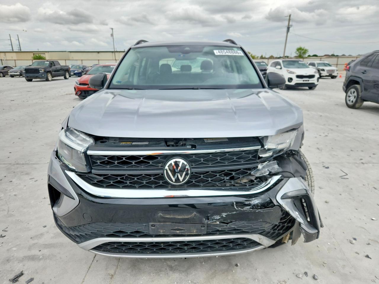 Volkswagen Taos S