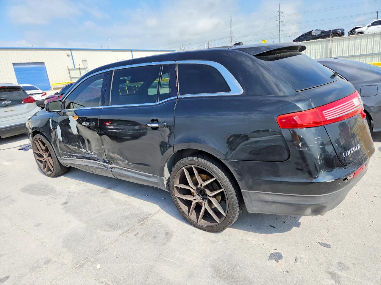 Lincoln MKT