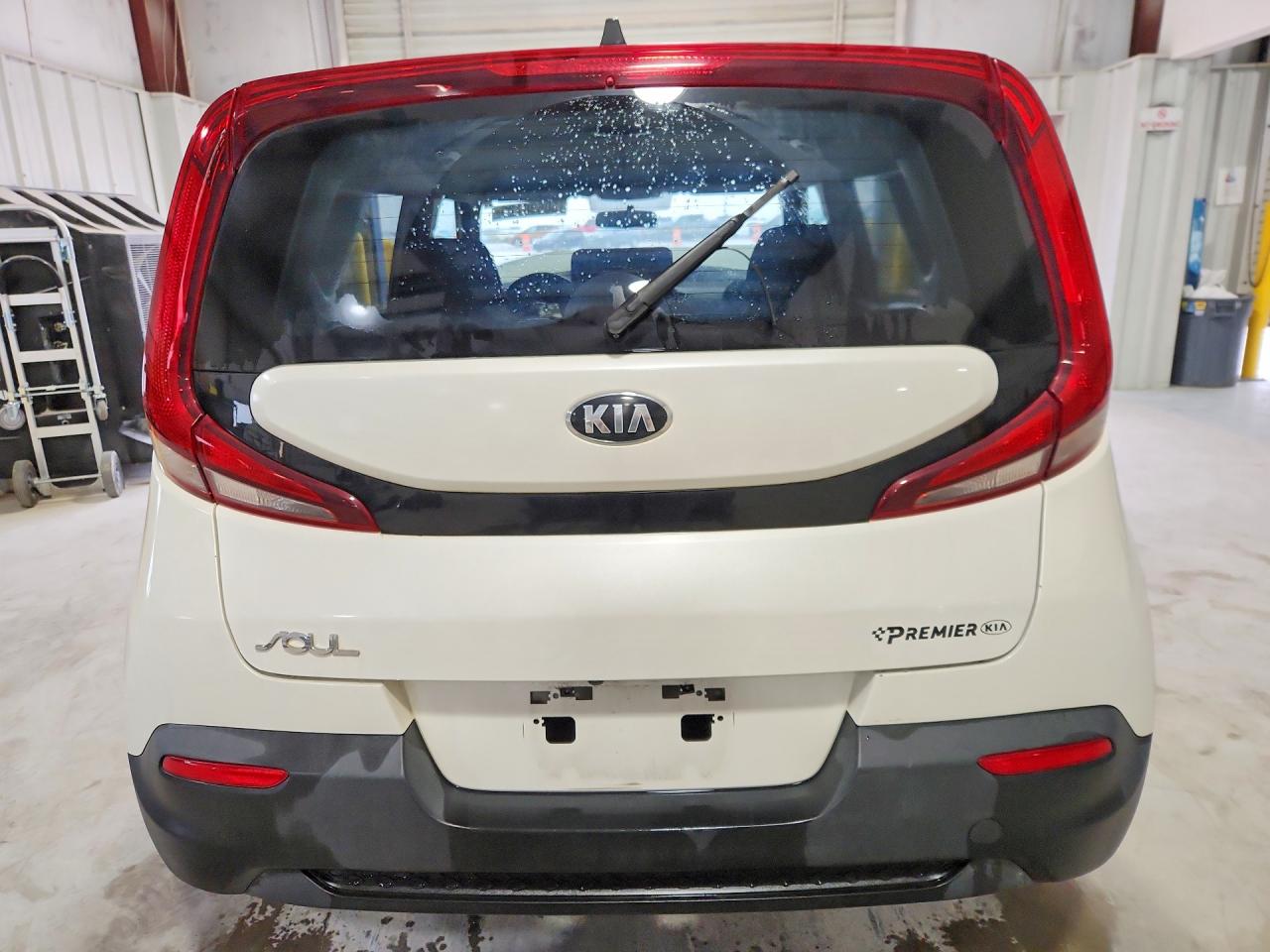 Kia Soul Lx