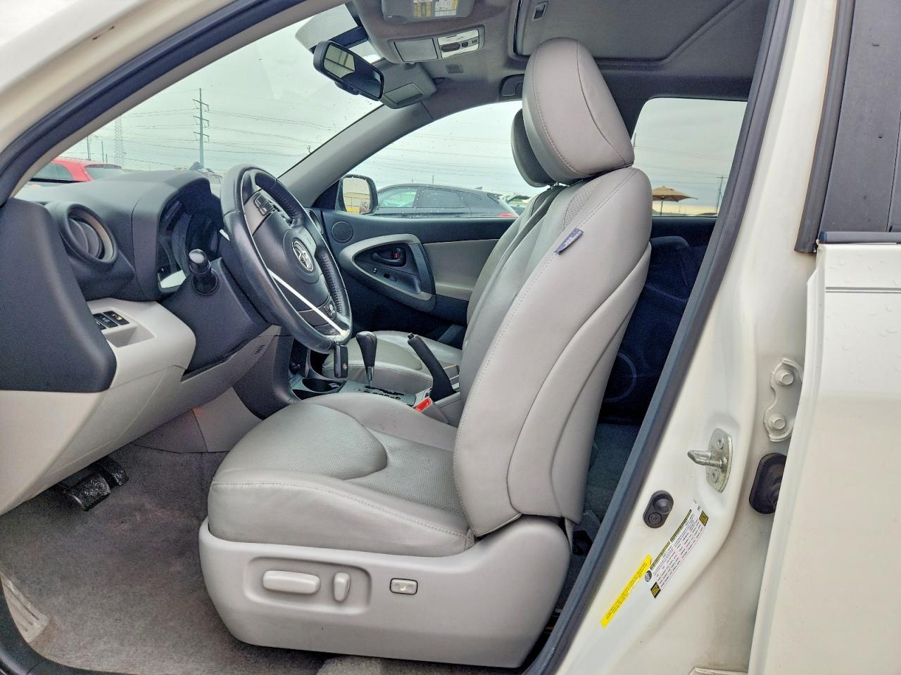 Toyota RAV4 Limited