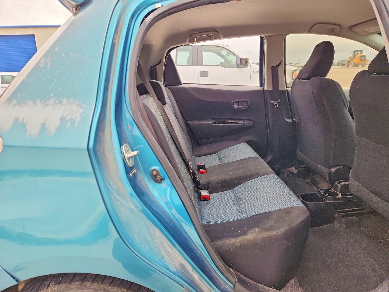 Toyota Yaris 5-door L