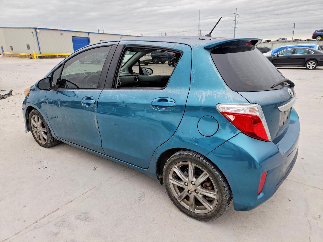 Toyota Yaris 5-door L