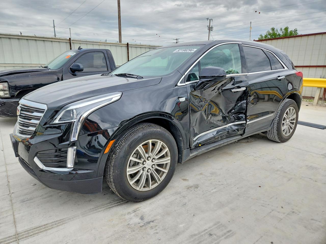 Salvage Cadillac XT5 Image