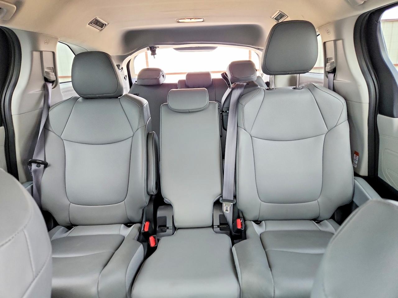 Toyota Sienna Xle