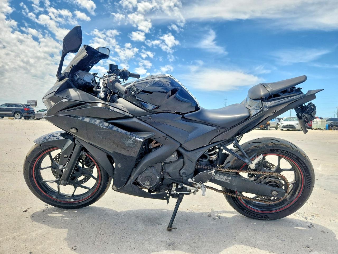 Yamaha Yzf600