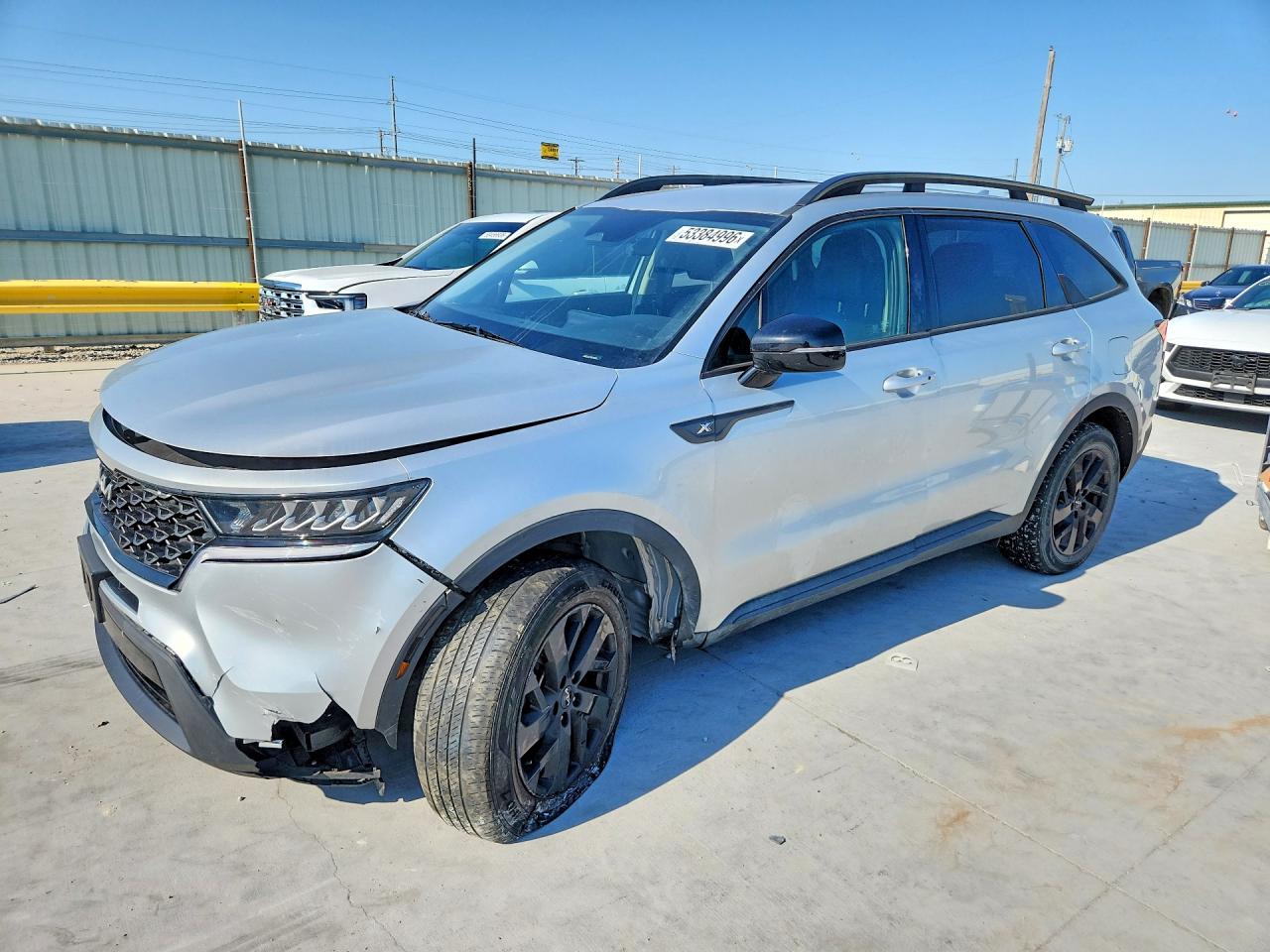 Salvage Kia Sorento Image