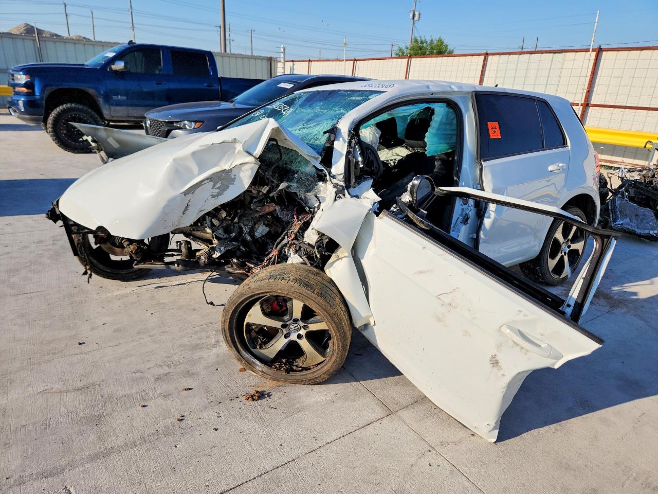 Salvage Volkswagen GTI Image