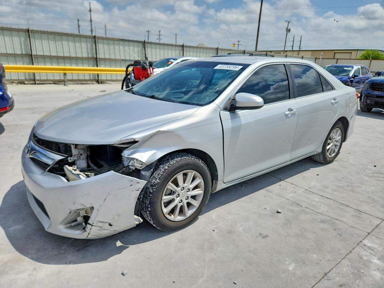 Salvage Toyota Camry Image