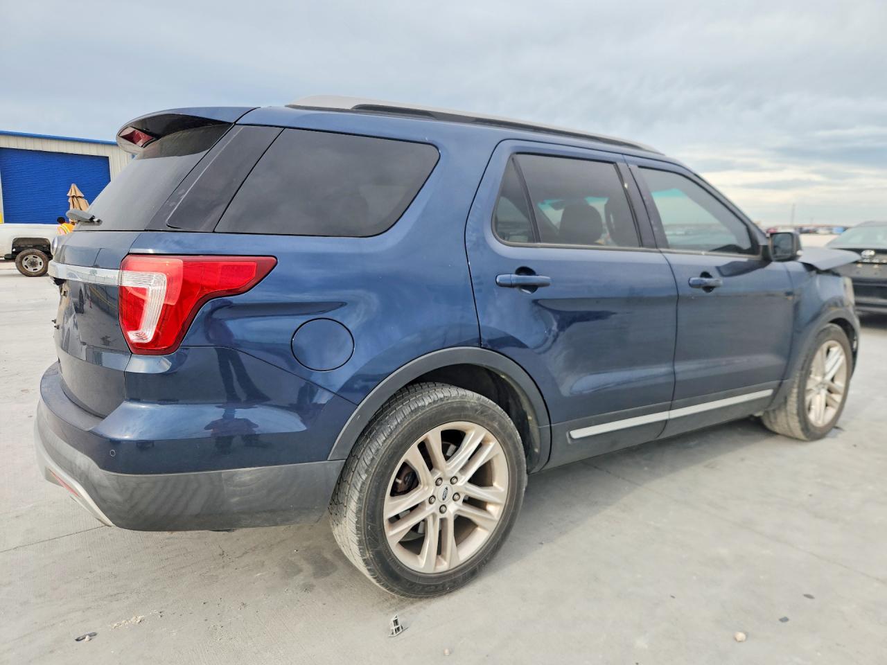 Ford Explorer Xlt