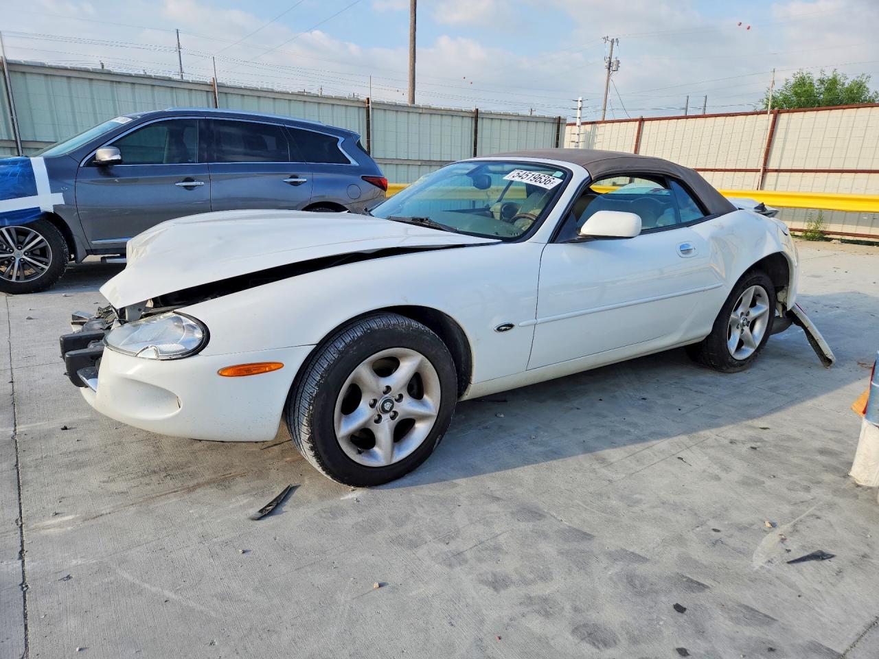 Salvage Jaguar Xk8 Image