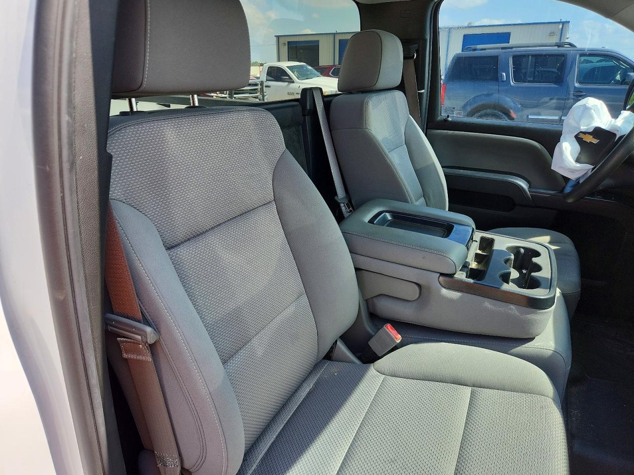 Chevrolet Silverado C1500
