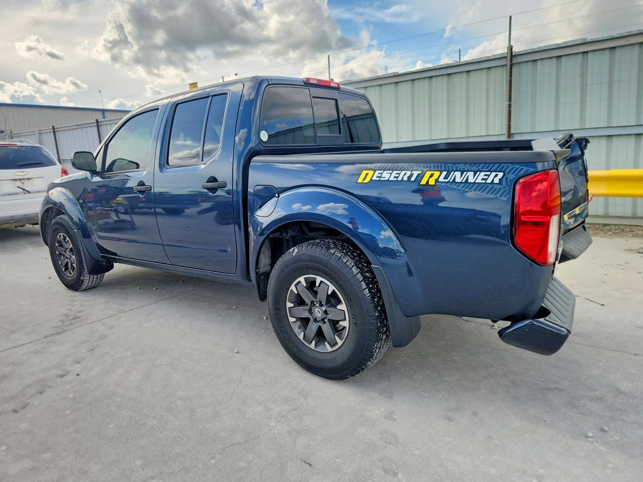 Nissan Frontier Desert Runner