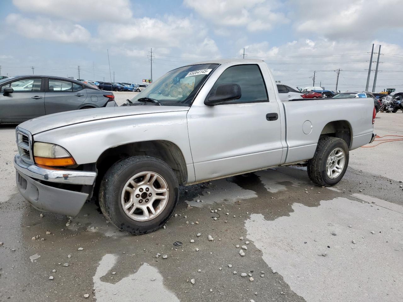 Salvage Dodge Dakota Image