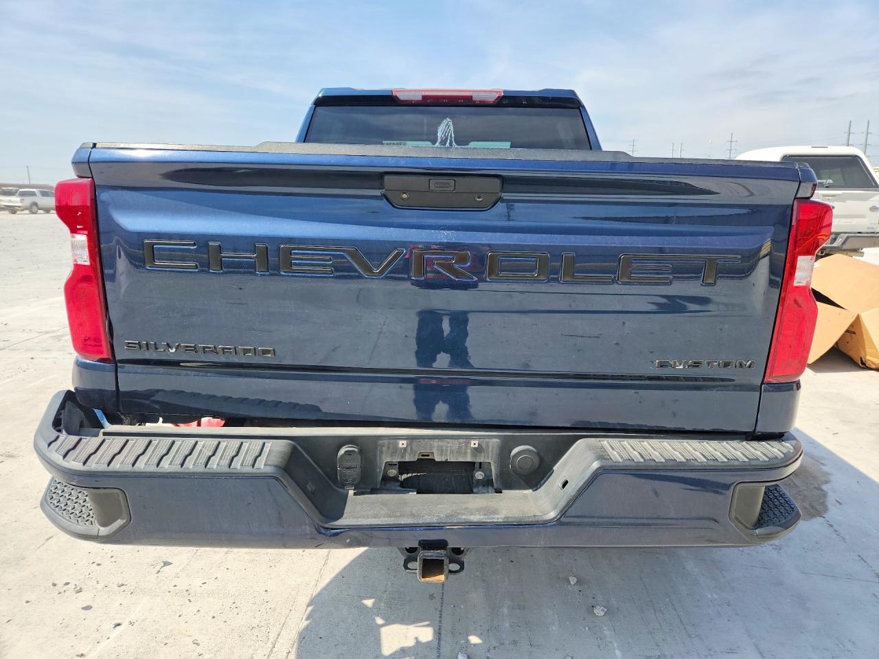 Chevrolet Silverado C1500 Custom