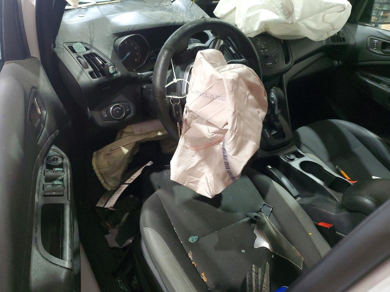 Ford Escape S