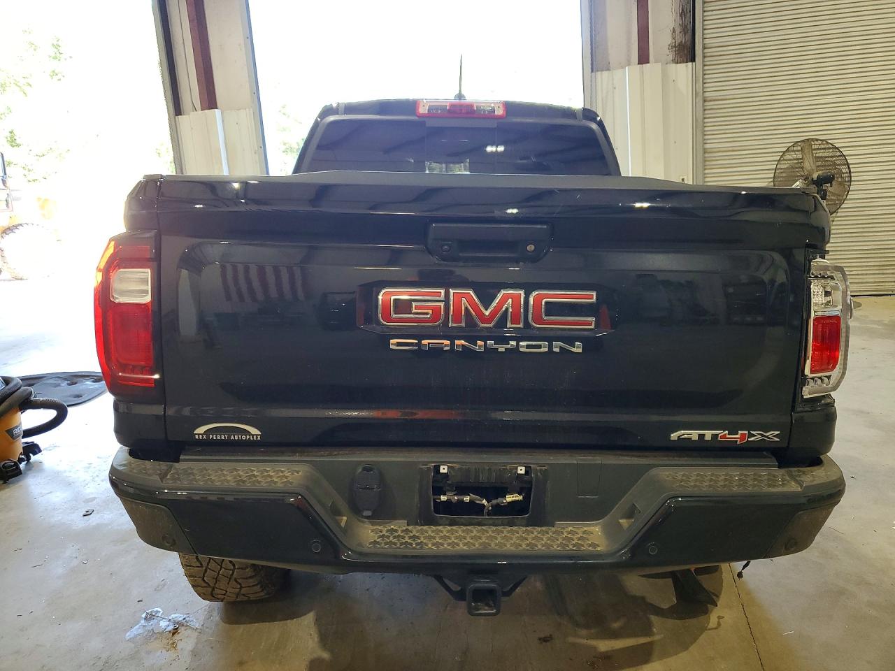 GMC Canyon At4x