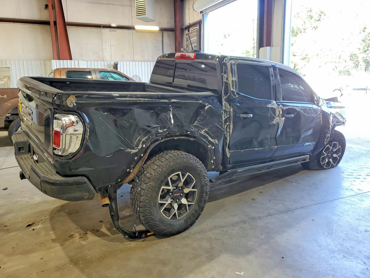 GMC Canyon At4x