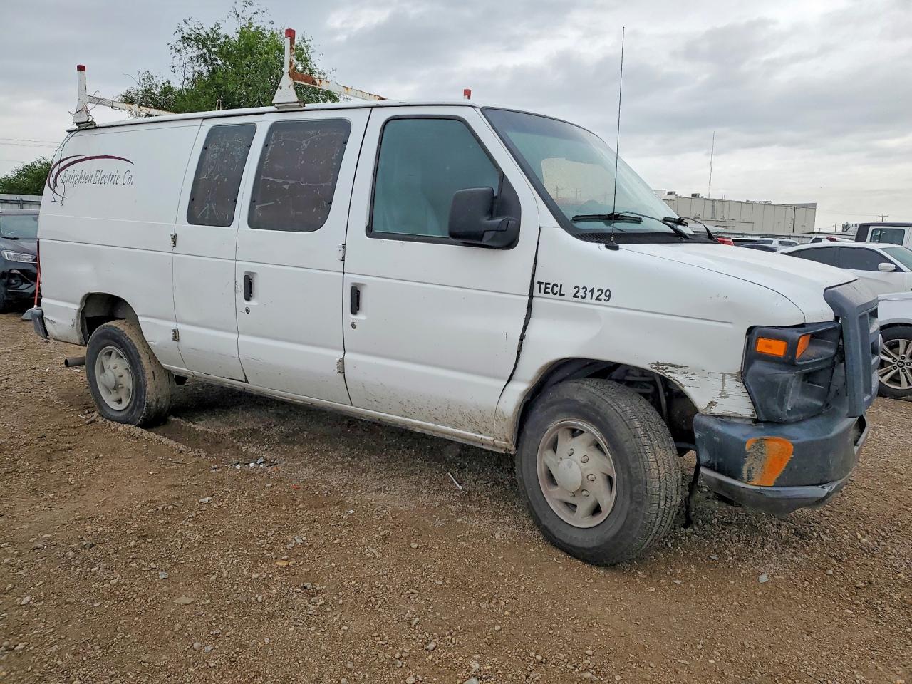 Ford Econoline E250 Van