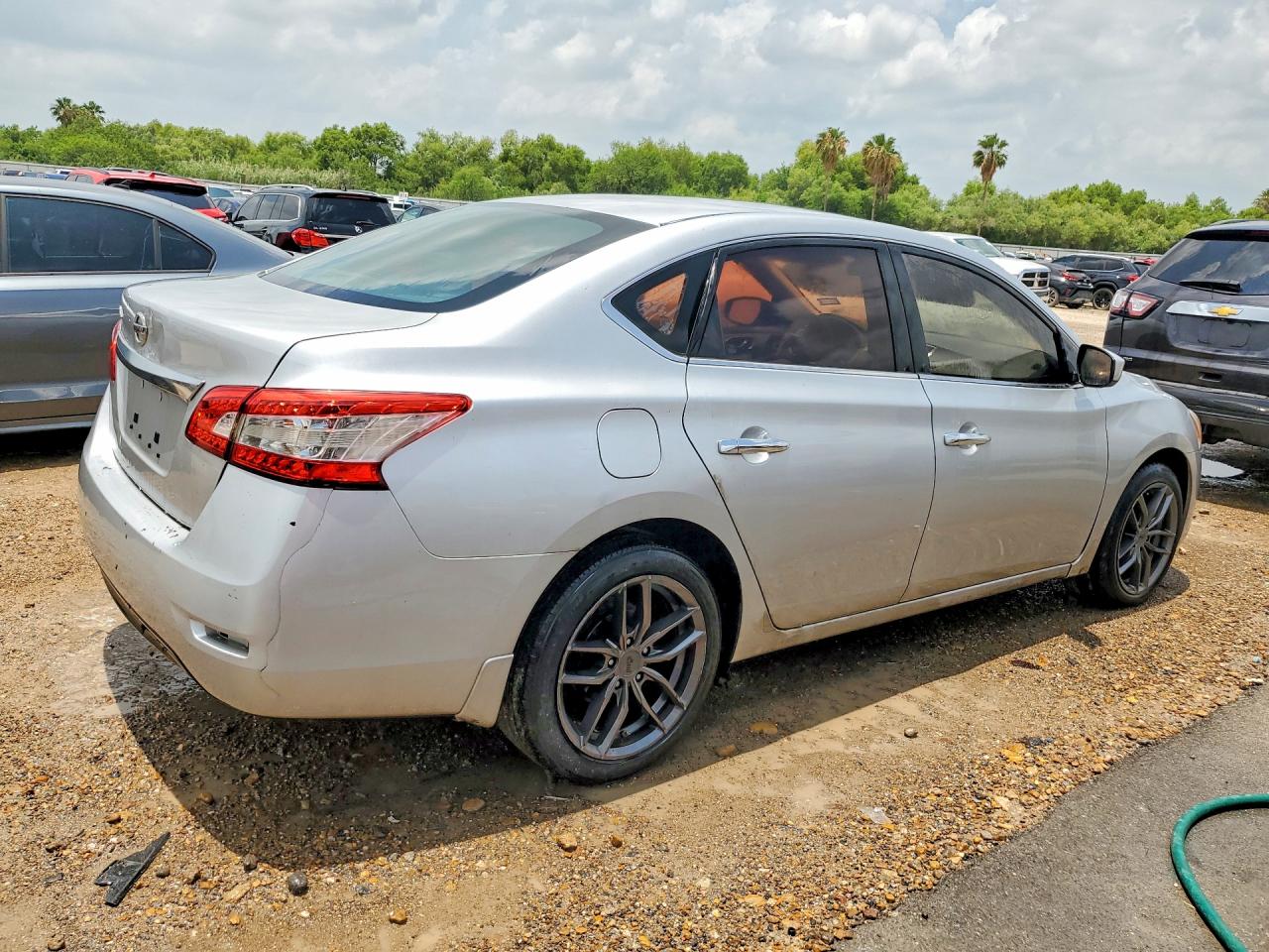 Nissan Sentra S