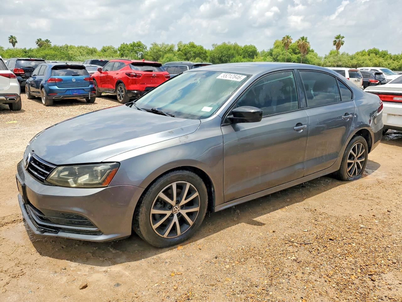 Salvage Volkswagen Jetta Image