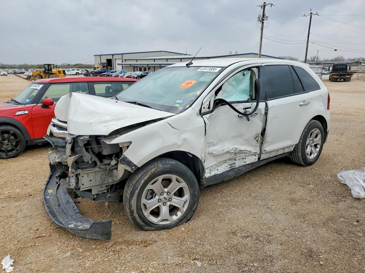 Salvage Ford Edge Image