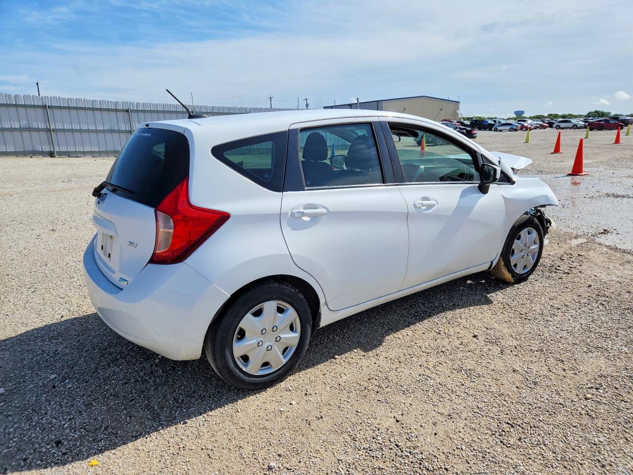 Nissan Versa Sv