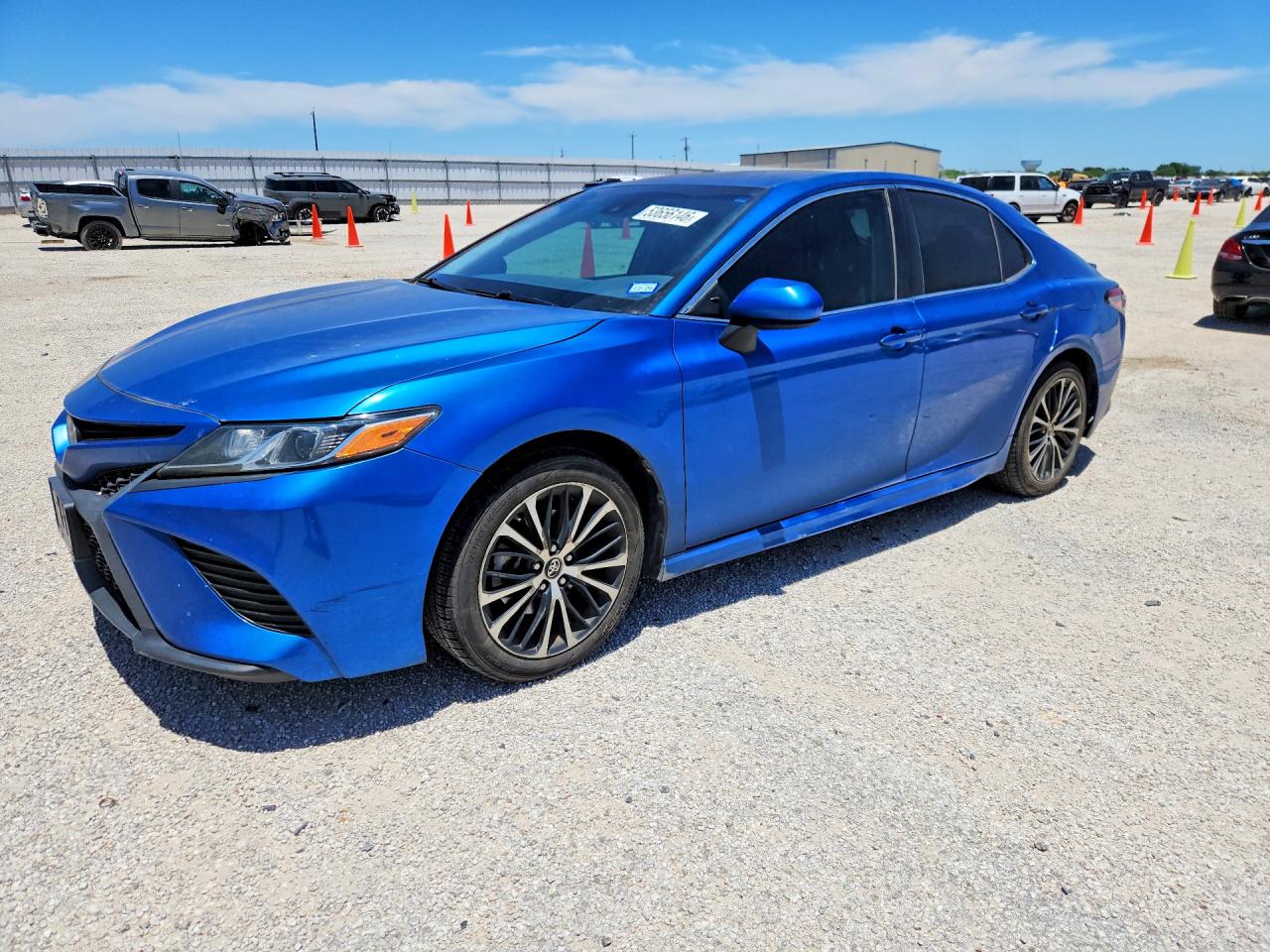 Salvage Toyota Camry Image