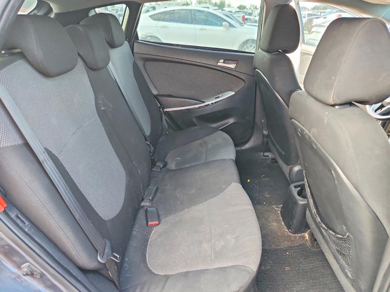 Hyundai ACCENT Gs