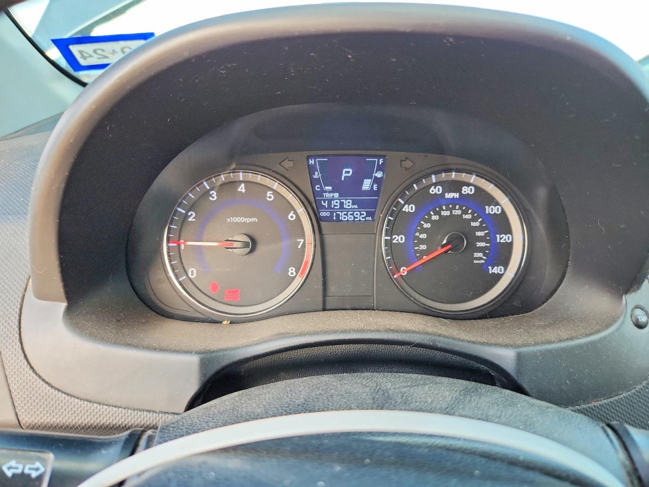 Hyundai ACCENT Gs