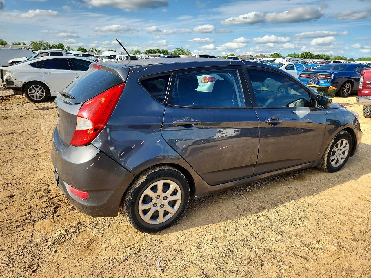 Hyundai ACCENT Gs