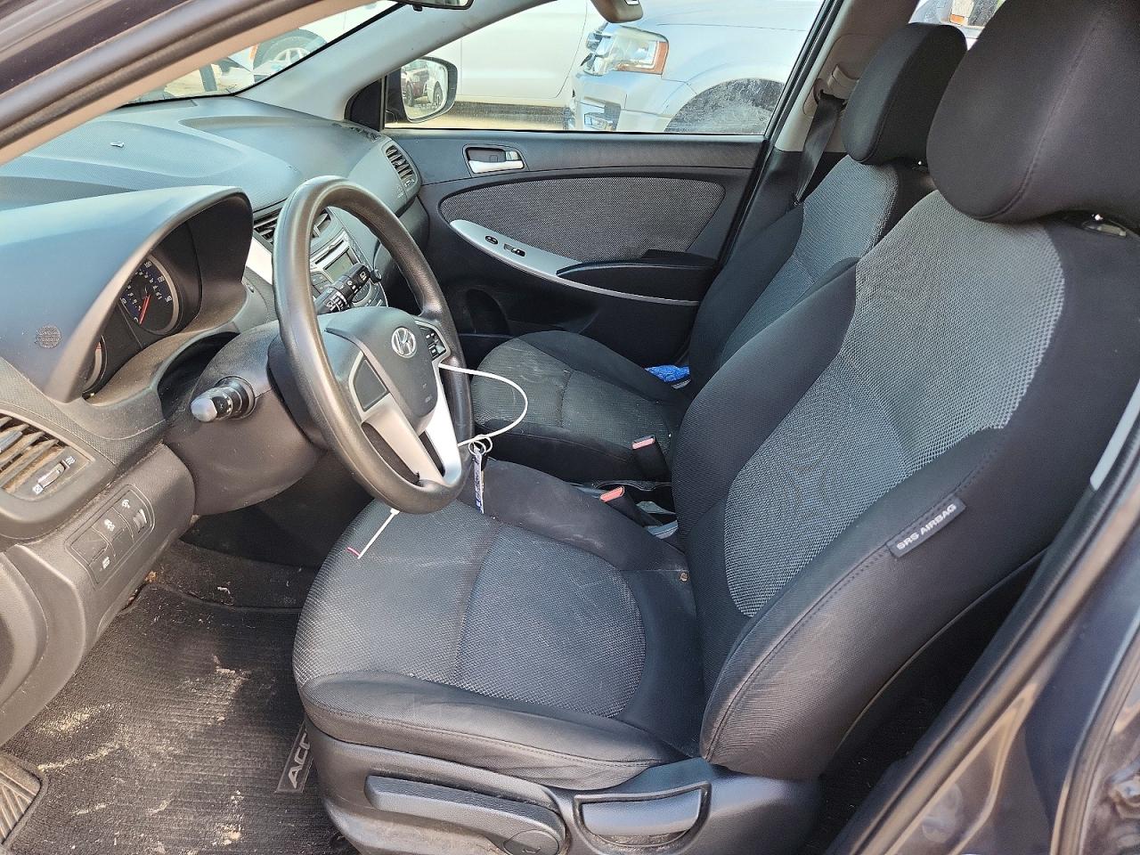 Hyundai ACCENT Gs