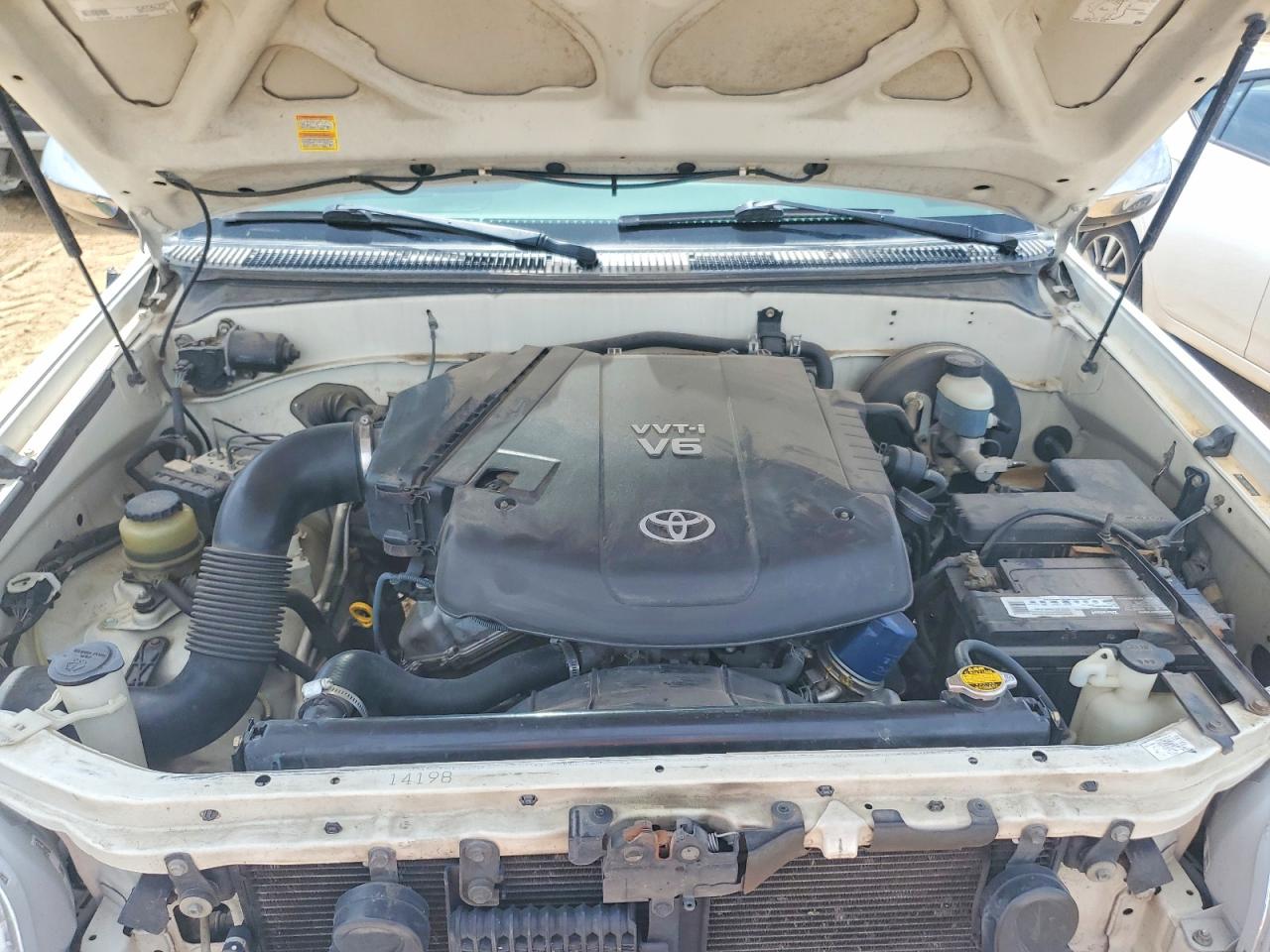 Toyota Tundra Access Cab Sr5