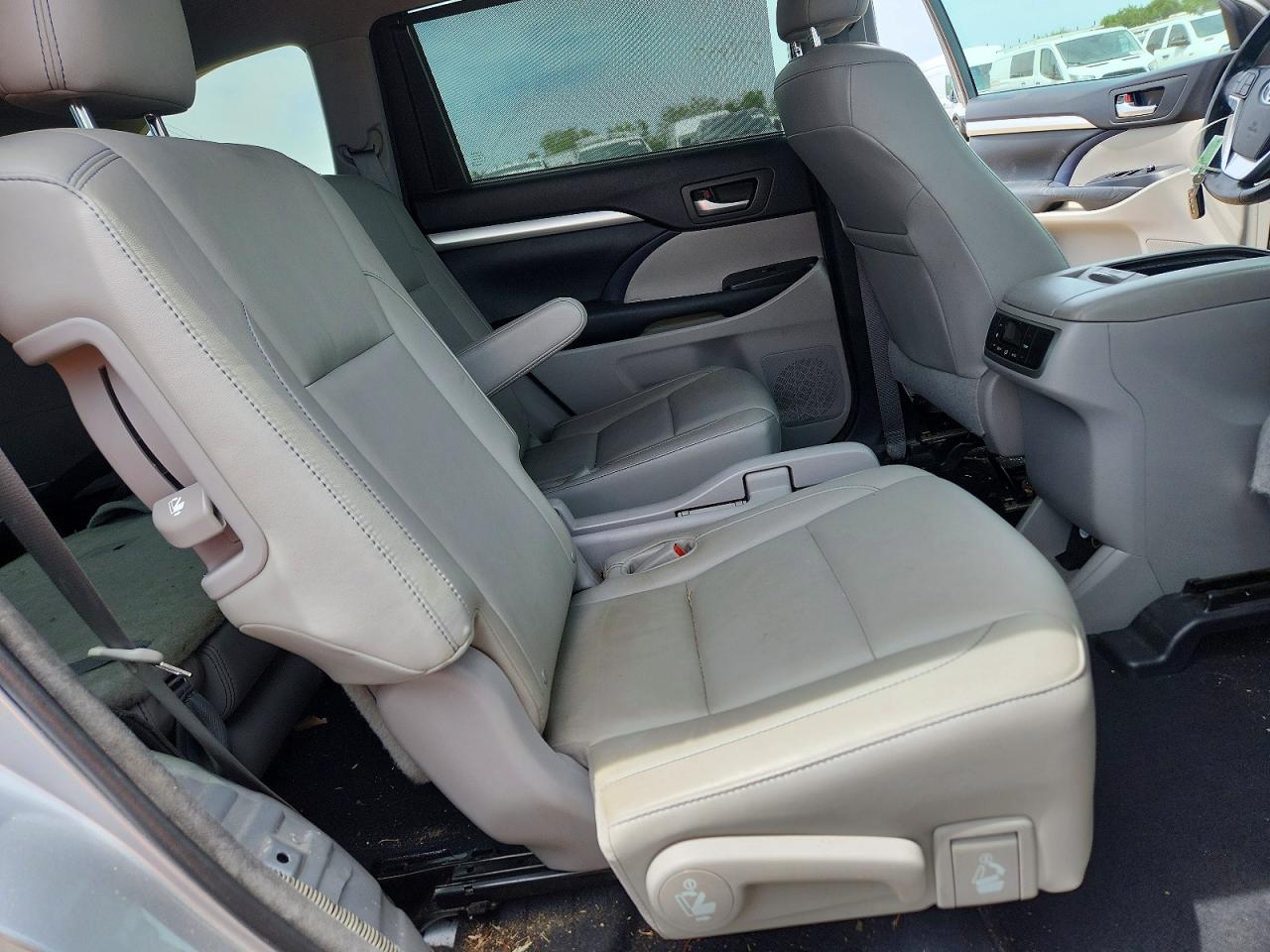Toyota Highlander Xle