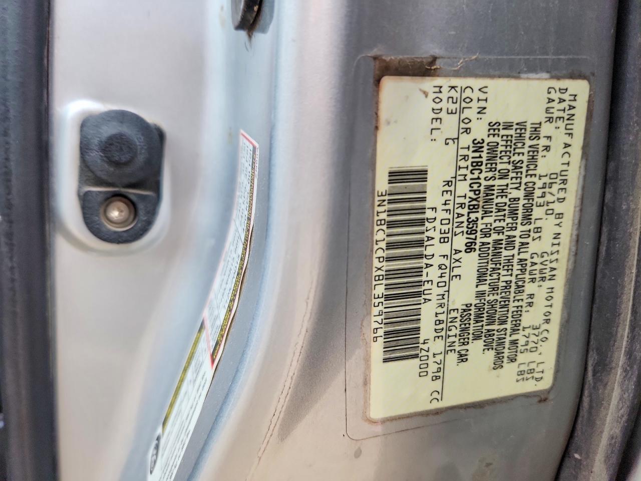 Nissan Versa 1.8 S
