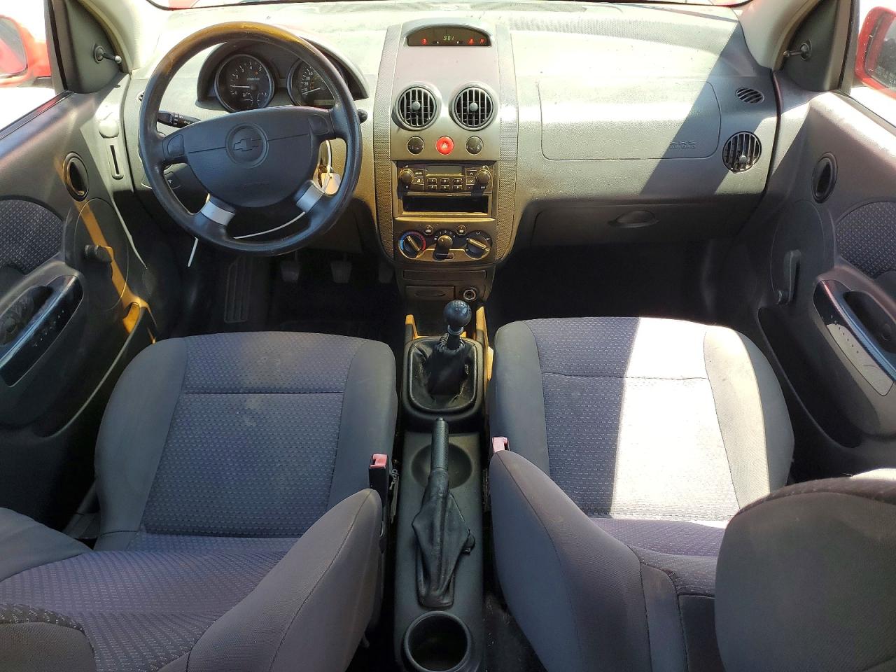 Chevrolet Aveo Base