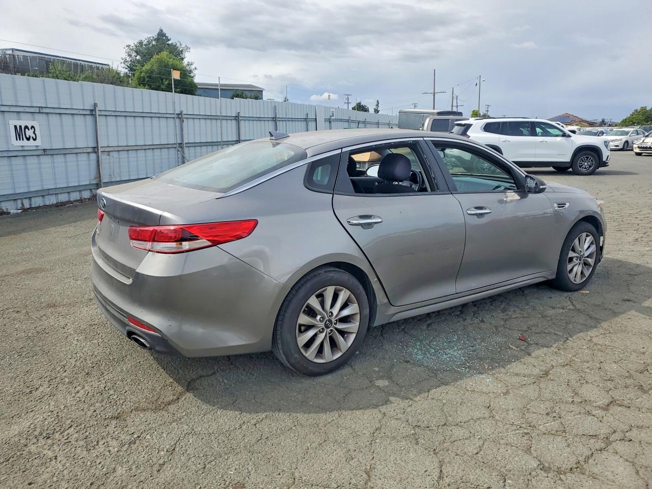 Kia Optima Lx