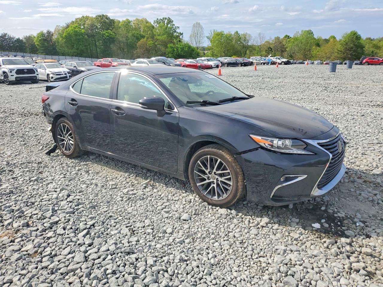 Lexus Es Base