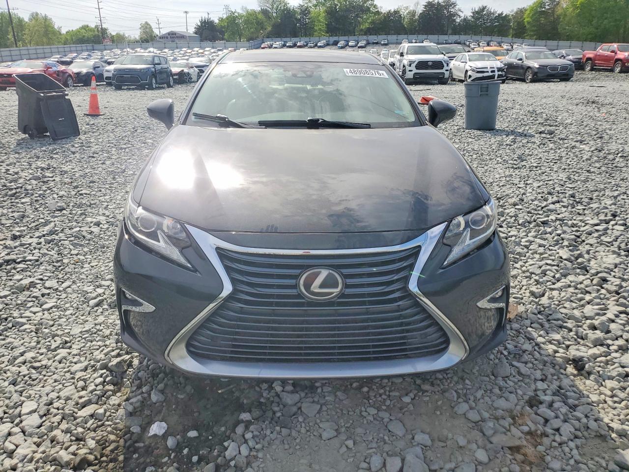 Lexus Es Base
