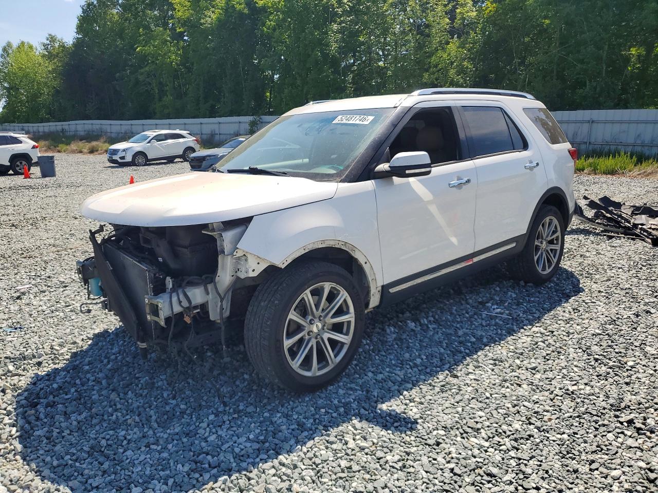 Salvage Ford Explorer Image
