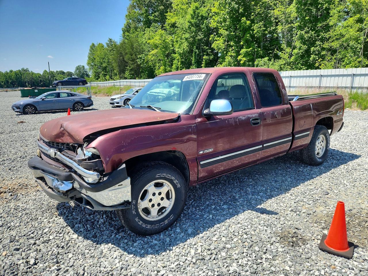 Salvage Chevrolet Silverado Image