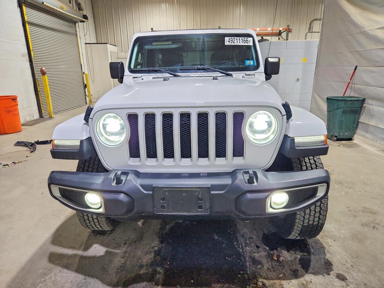 Jeep Wrangler Sahara