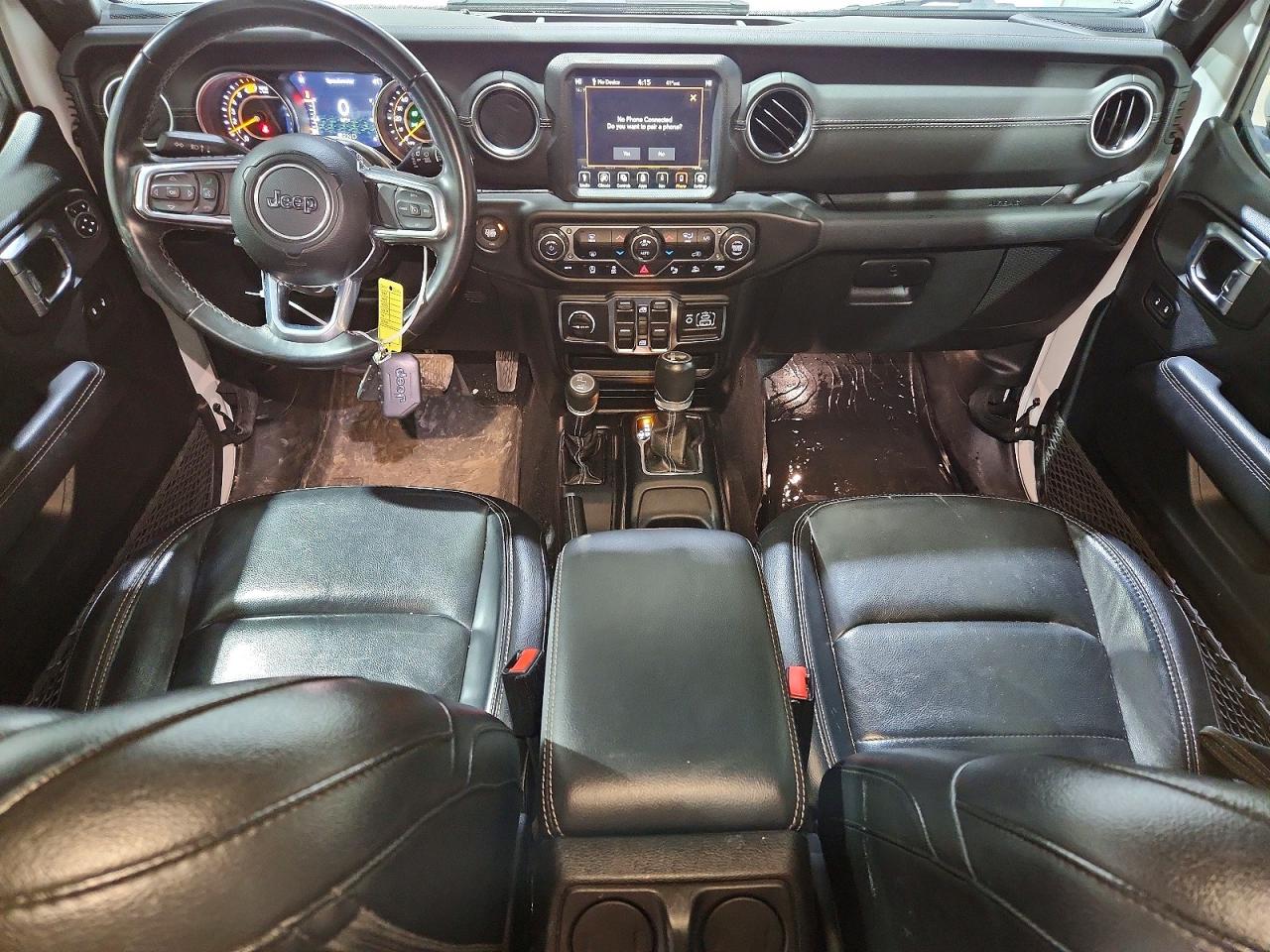 Jeep Wrangler Sahara