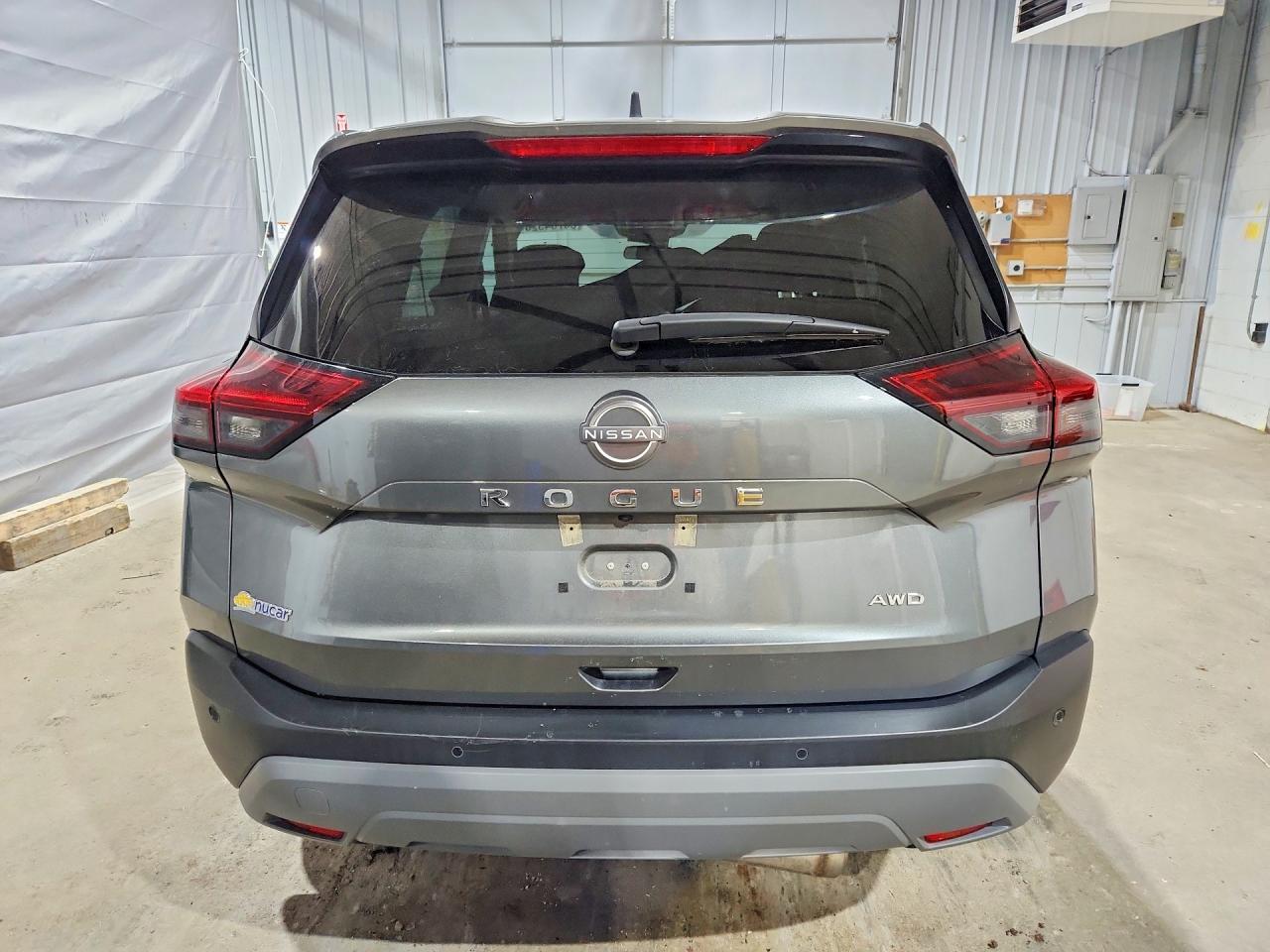 Nissan Rogue S