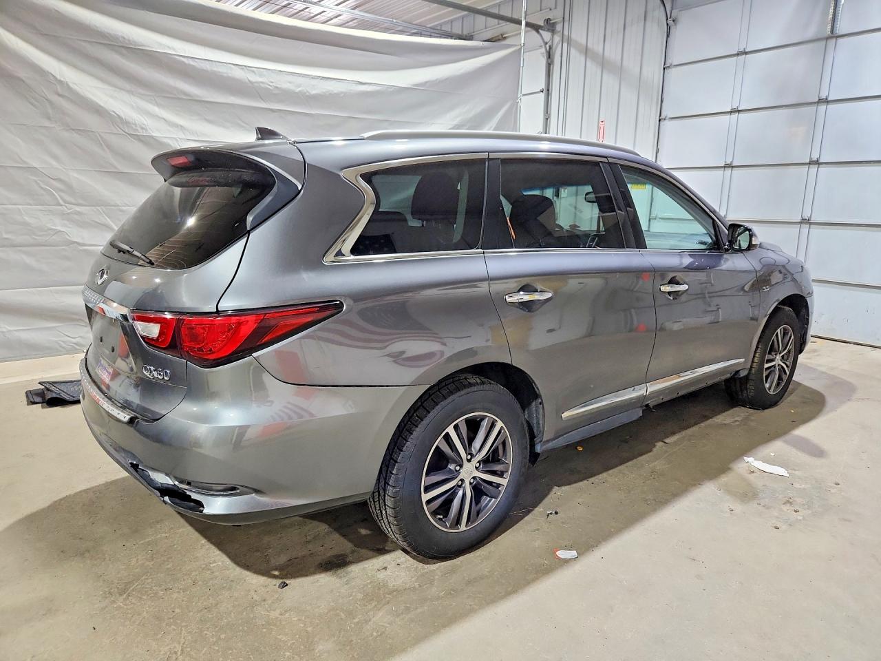 INFINITI Qx Base