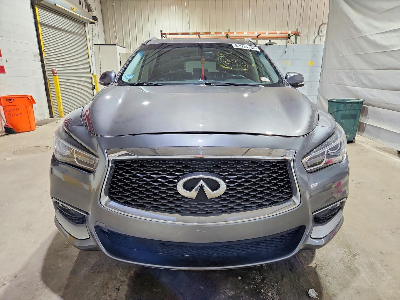 INFINITI Qx Base