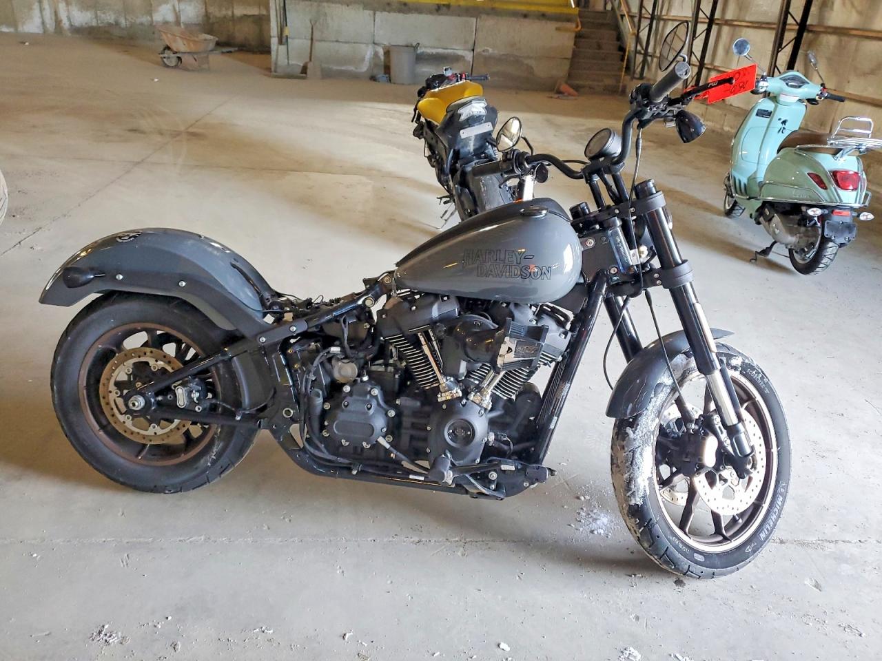 Salvage Harley-Davidson Fxlrs Image