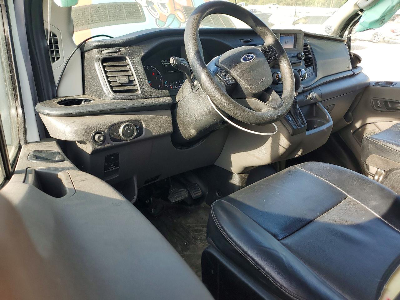 Ford Transit T-250