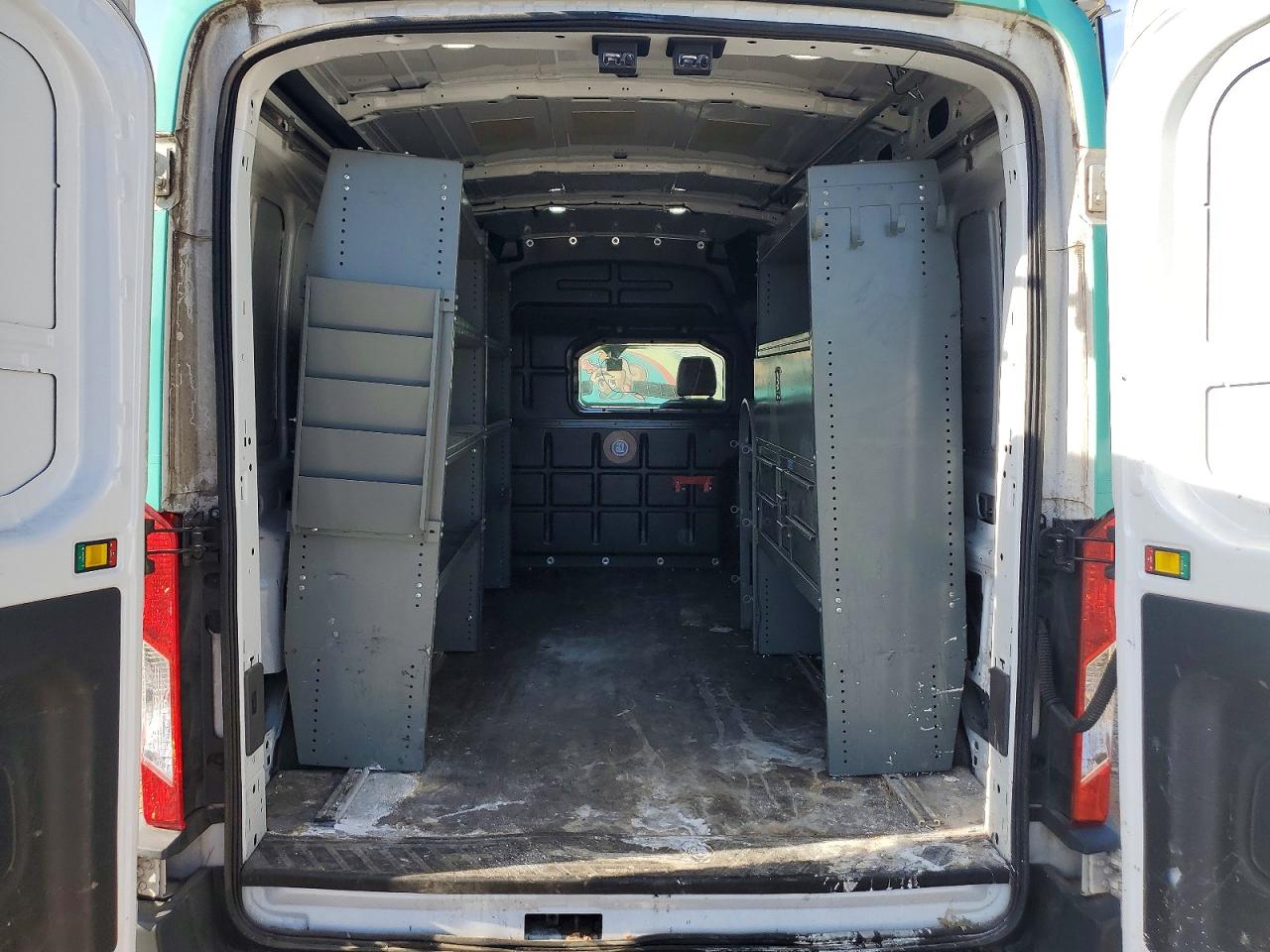 Ford Transit T-250